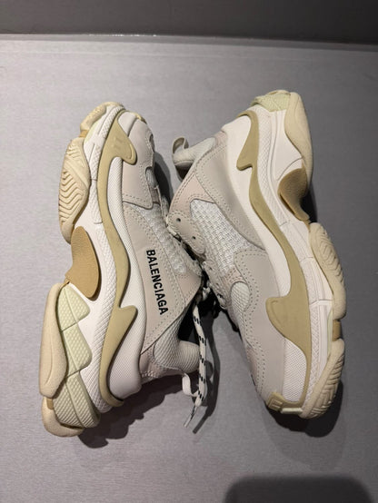 Tenis Balenciaga Triple S