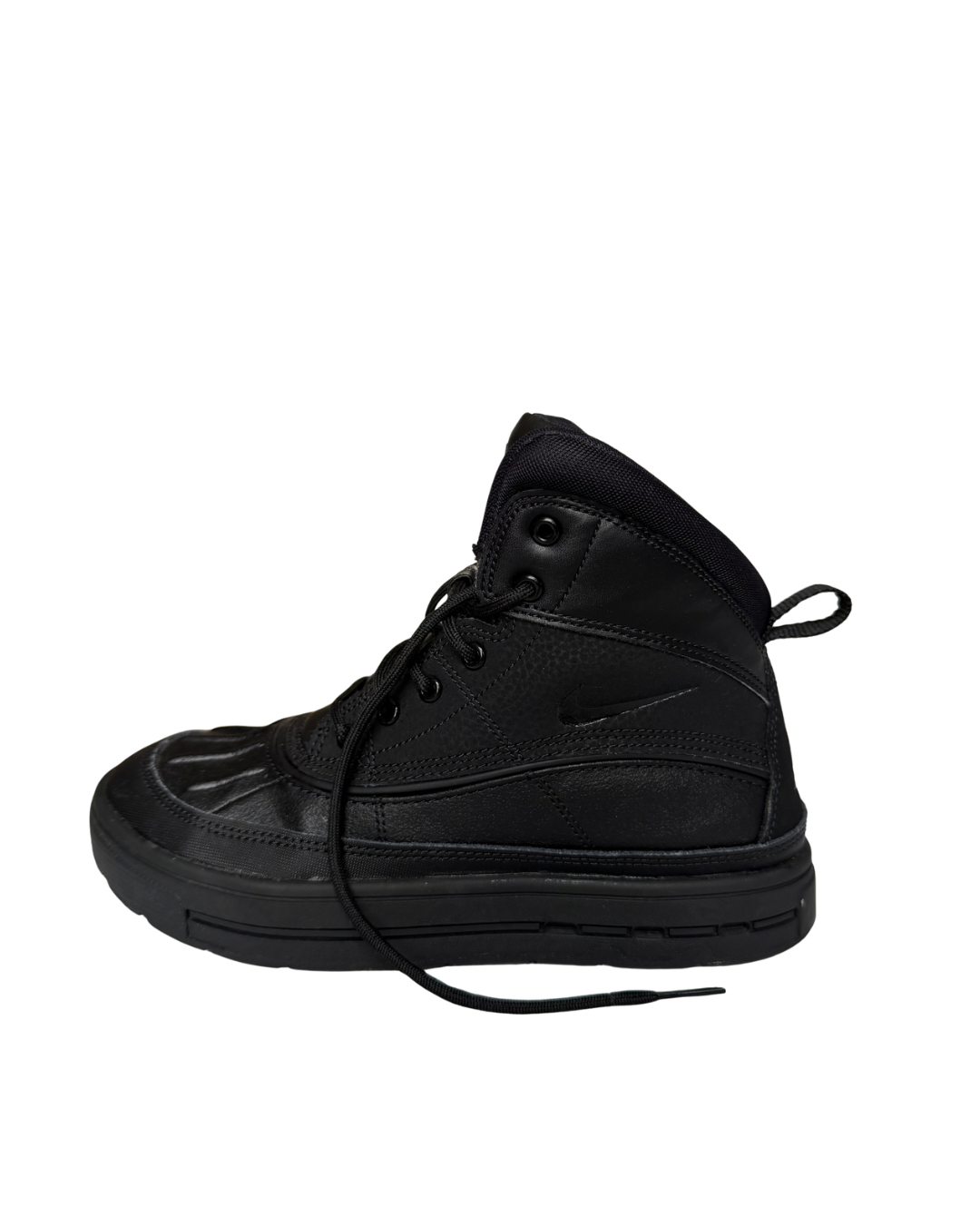 Tenis Nike ACG negras