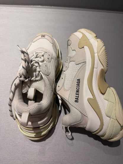 Tenis Balenciaga Triple S
