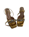 NUEVO Tacones dorados