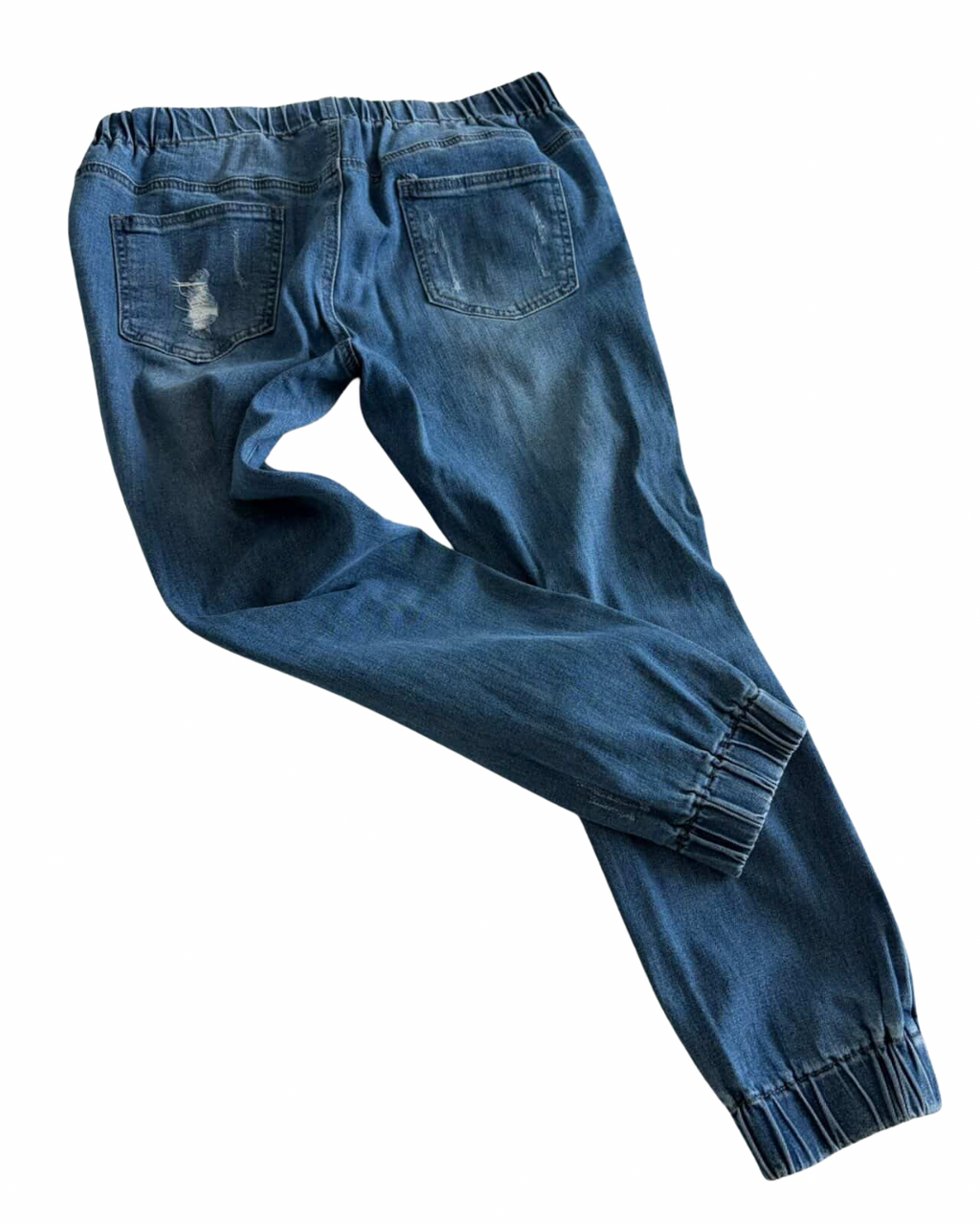 Pantalón oscuro