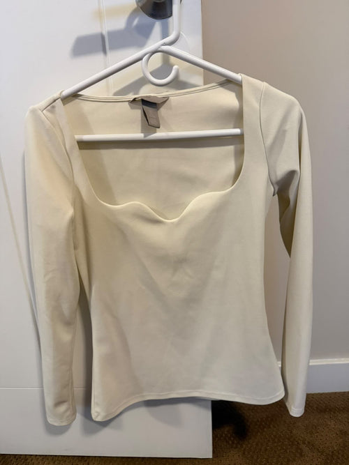 Blusa H&M crema de manga larga